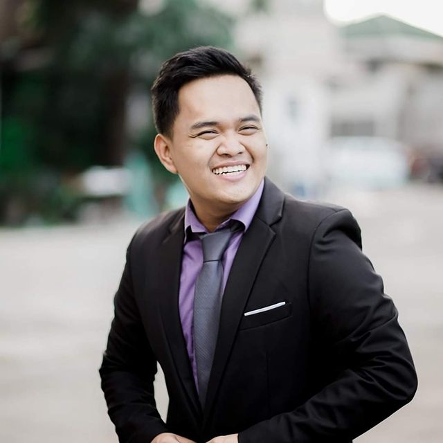 Paul Daniel De Leon