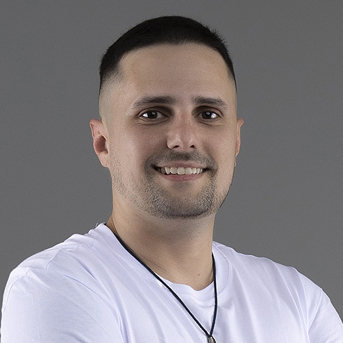 VINICIUS LIRA CORADELLO