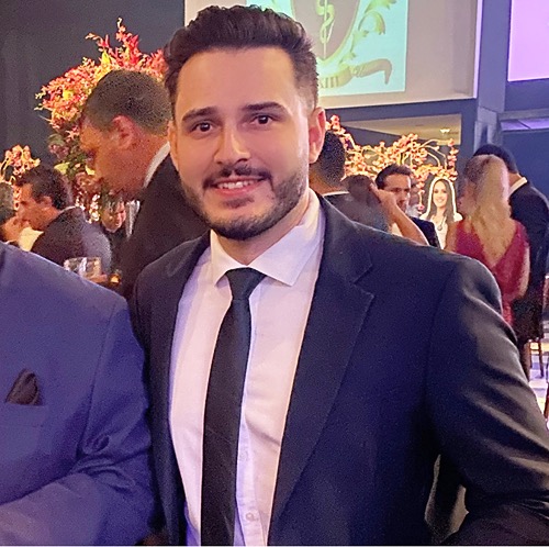 Caíque Matheus de Lima Lopes